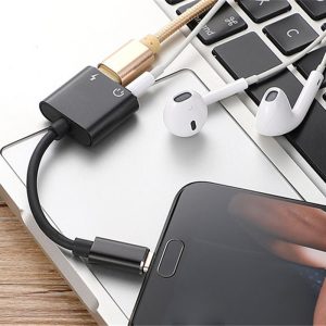 MOCH-Type C Adapter Aux Audio Adapter USB Type C to 3.5mm Earphone Jack Adapter For Xiaomi Mi 6 Huawei without 3.5 jack(Black)