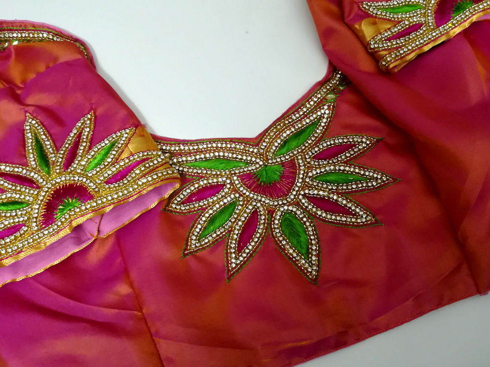 Aari sales simple design