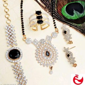 Sizzling Fancy Pendants & Lockets