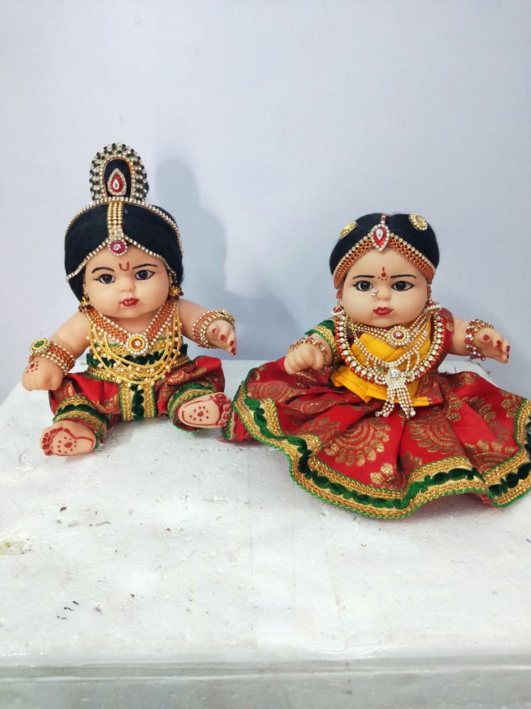 Radha Krishna Dolls