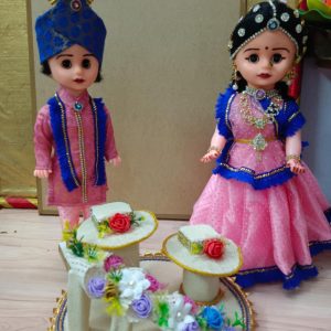 Engagement theme Dolls