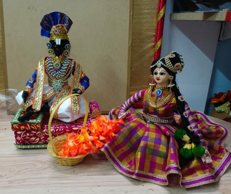 Thirupathi Balaji Decorated as Krishna and Andal as small girl worshipping God